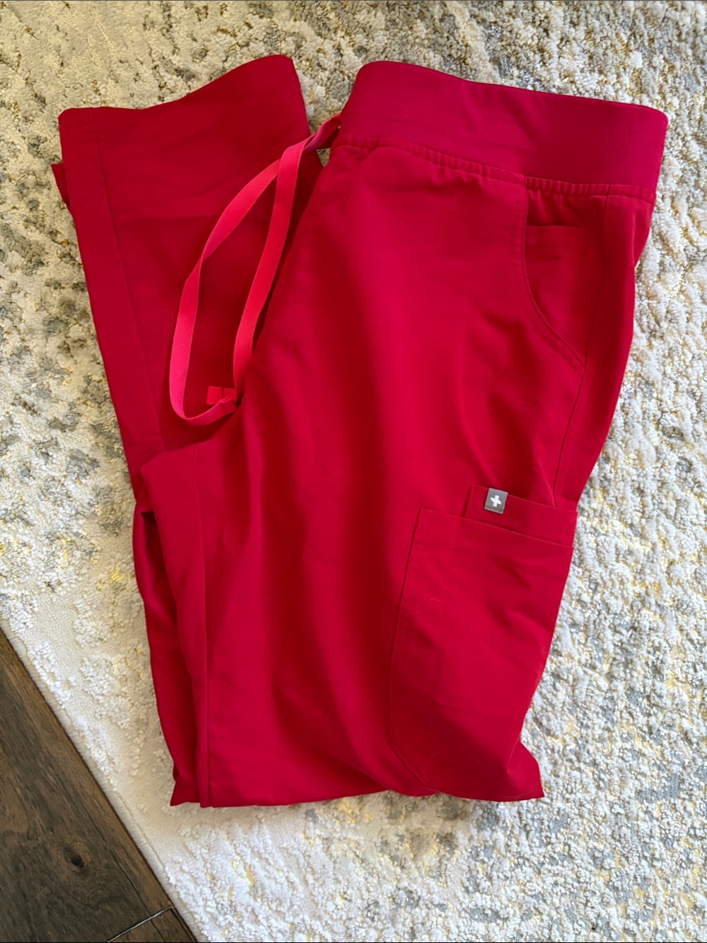 Figs Women’s Winning Red Yola™ - Skinny Scrub Pants 2.0 - M / Winning Red